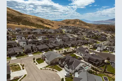 5758 N Fox Canyon Rd, Lehi, UT 84048 - Photo 42