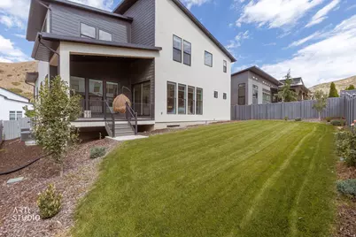 5758 N Fox Canyon Rd, Lehi, UT 84048 - Photo 30