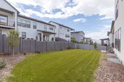 5758 N Fox Canyon Rd, Lehi, UT 84048 - Photo 32