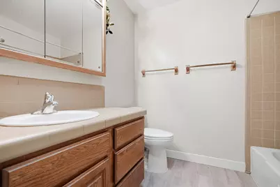 972 E Sagehill Dr, Millcreek, UT 84124 - Photo 6