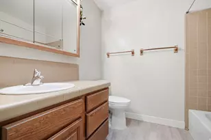 972 E Sagehill Dr, Millcreek, UT 84124 - Photo 6