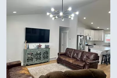 171 N 460 St E #3, Elsinore, UT 84724 - Photo 6
