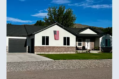171 N 460 St E #3, Elsinore, UT 84724 - Photo 2