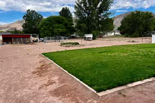 171 N 460 St E, Elsinore, UT 84724 - Photo 4