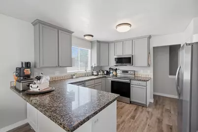3762 W Elk Valley Ln S, South Jordan, UT 84095 - Photo 12
