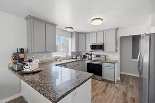 3762 W Elk Valley Ln S, South Jordan, UT 84095 - Photo 12
