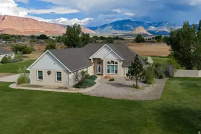 113 E Pace Ln #113, Castle Valley, UT 84532 - Photo 6