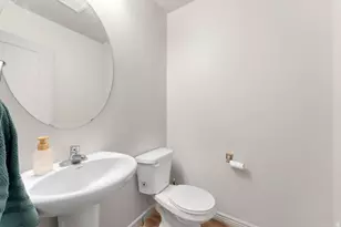 662 N 2560 E, Spanish Fork, UT 84660 - Photo 12