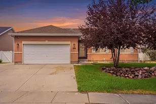 6952 W Hunter Dr, West Valley, UT 84128 - Photo 18
