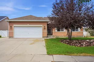 6952 W Hunter Dr, West Valley, UT 84128 - Photo 1