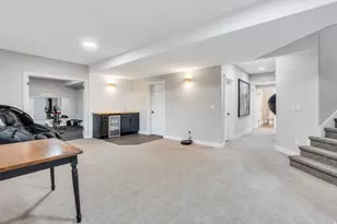 3661 N 2300 E, Layton, UT 84040 - Photo 48
