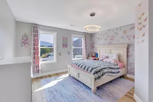 3661 N 2300 E, Layton, UT 84040 - Photo 24