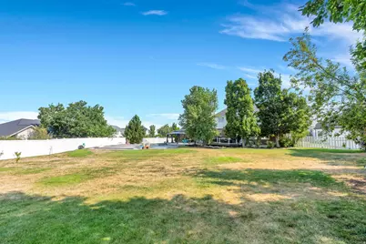 3661 N 2300 E, Layton, UT 84040 - Photo 68