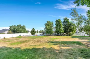 3661 N 2300 E, Layton, UT 84040 - Photo 68