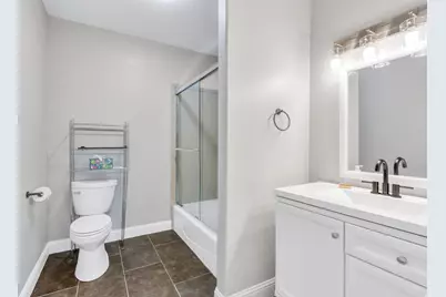 3661 N 2300 E, Layton, UT 84040 - Photo 50