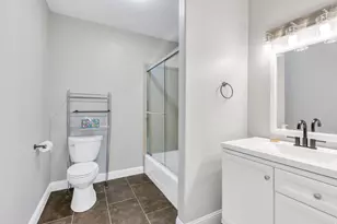 3661 N 2300 E, Layton, UT 84040 - Photo 50