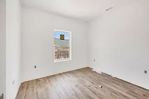 760 N Lauritzen, Hildale, UT 84784 - Photo 14