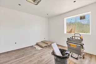 760 N Lauritzen, Hildale, UT 84784 - Photo 20