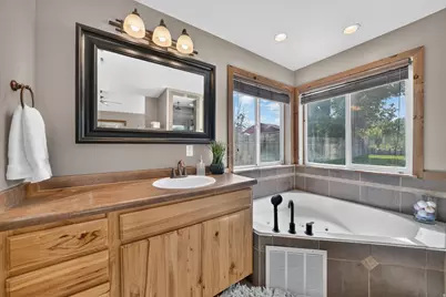 9728 S 1650 W, South Jordan, UT 84095 - Photo 18