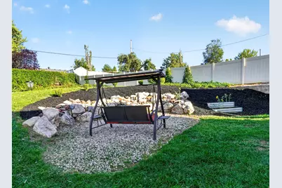 4452 S Jefferson Ave, South Ogden, UT 84403 - Photo 30