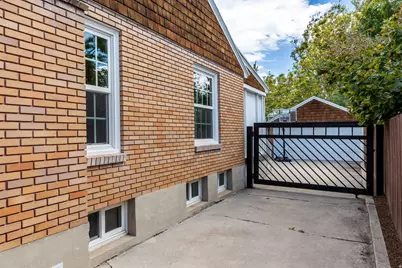 2030 E 900 S, Salt Lake City, UT 84108 - Photo 26