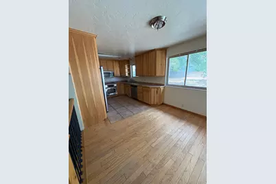 8012 S Bueno Vista Dr, West Jordan, UT 84088 - Photo 8