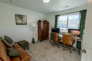 2672 N Blue Dawn Ln, Saratoga Springs, UT 84045 - Photo 16