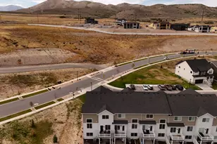 2672 N Blue Dawn Ln, Saratoga Springs, UT 84045 - Photo 30