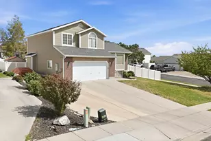 6104 W Castle Park Ln, West Jordan, UT 84084 - Photo 24