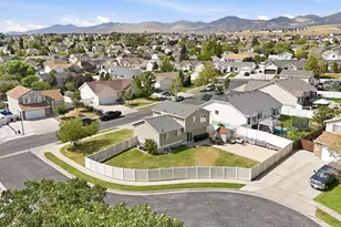 6104 W Castle Park Ln, West Jordan, UT 84084 - Photo 30