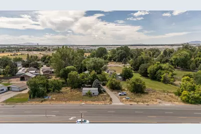 881 N Highway 89, Harrisville, UT 84404 - Photo 4