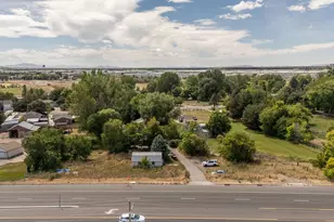 881 N Hwy 89, Harrisville, UT 84404 - Photo 4