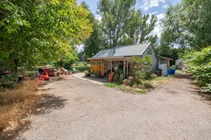 881 N Hwy 89, Harrisville, UT 84404 - Photo 32