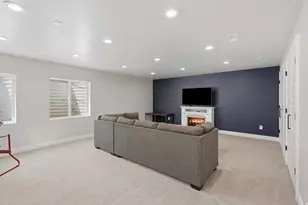 1422 E Lowe Peak Dr, Eagle Mountain, UT 84005 - Photo 22