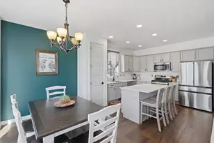 1422 E Lowe Peak Dr, Eagle Mountain, UT 84005 - Photo 10