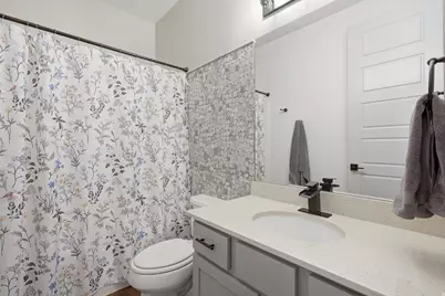 1422 E Lowe Peak Dr, Eagle Mountain, UT 84005 - Photo 16