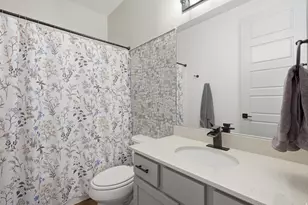 1422 E Lowe Peak Dr, Eagle Mountain, UT 84005 - Photo 16