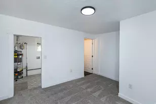 358 N 900 W, Salt Lake City, UT 84116 - Photo 14