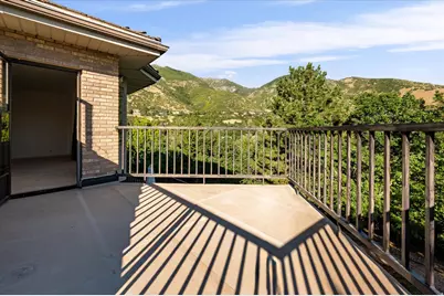 6082 Breeze Cir, Ogden, UT 84403 - Photo 34