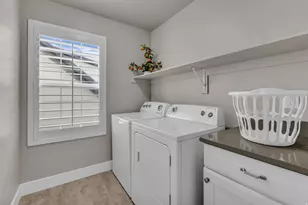 10562 S Sturgeon Dr, South Jordan, UT 84009 - Photo 16