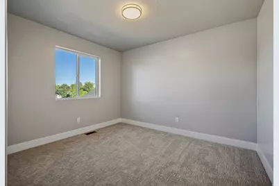 1110 Liberty Cottage Ct, Ogden, UT 84404 - Photo 20