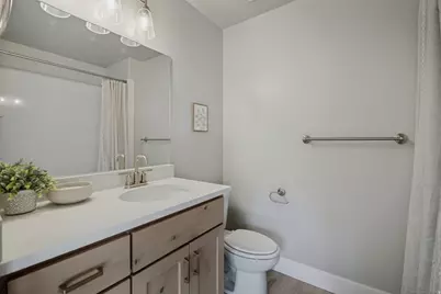 1110 Liberty Cottage Ct, Ogden, UT 84404 - Photo 16