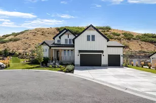 4839 Step Rock, Herriman, UT 84096 - Photo 2