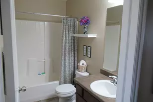 1624 N Hollyhock Cir W, Farmington, UT 84025 - Photo 14