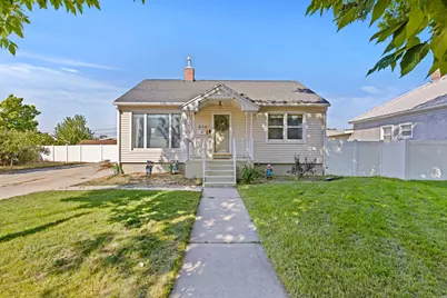474 S Tremont St, Tremonton, UT 84337 - Photo 2