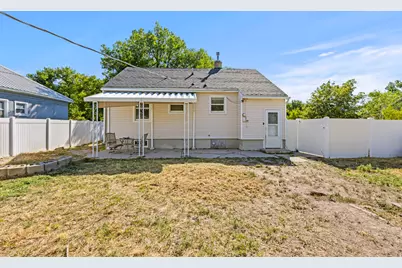 474 S Tremont St, Tremonton, UT 84337 - Photo 26