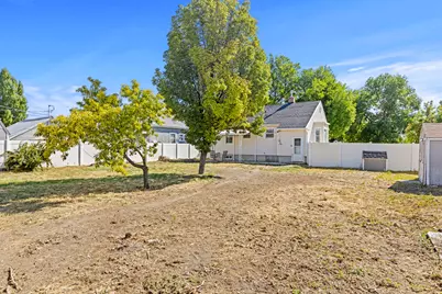 474 S Tremont St, Tremonton, UT 84337 - Photo 24