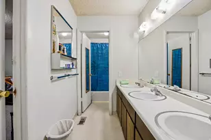 768 E 300 N, Provo, UT 84606 - Photo 32
