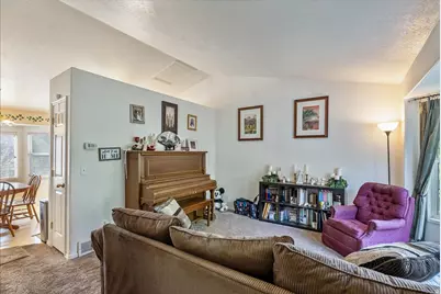 1124 S 925 W, Woods Cross, UT 84087 - Photo 10