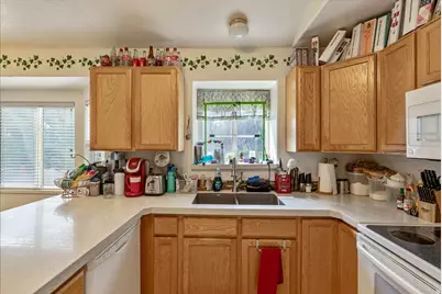 1124 S 925 W, Woods Cross, UT 84087 - Photo 18